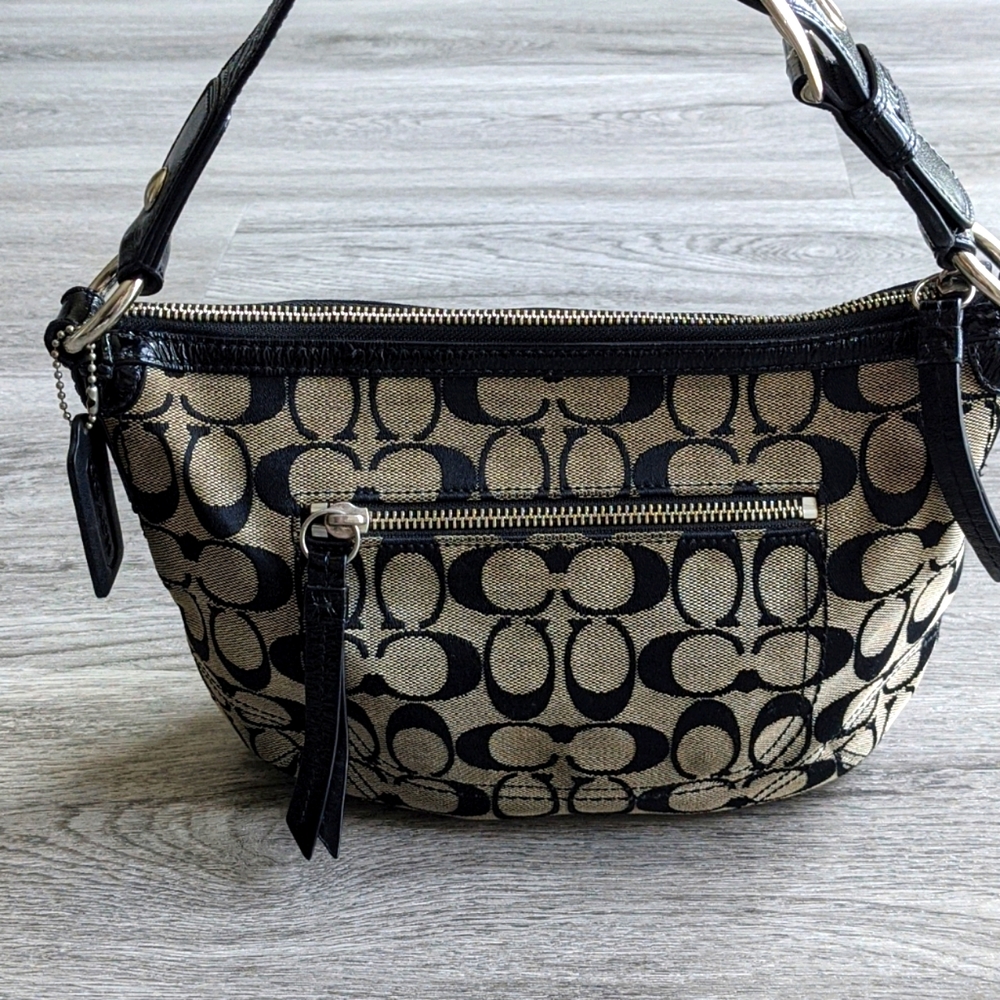 🖤🤍 Coach Women's Purse.